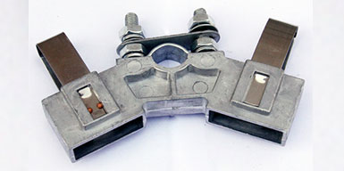Giá đỡ chổi than